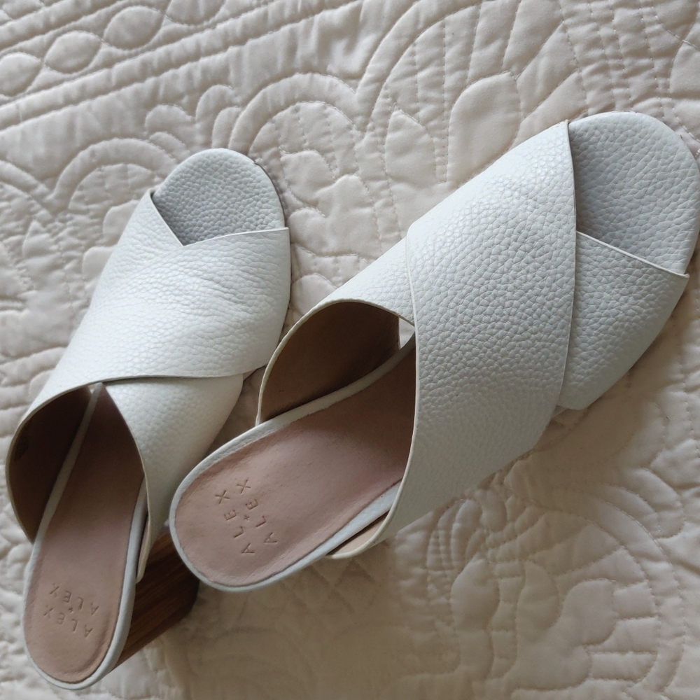 Leather Crisscross Mules Size 7 Off White